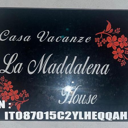 Apartamento La Maddalena House CTA Exterior foto